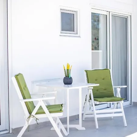 Villaphysis With Private Pool