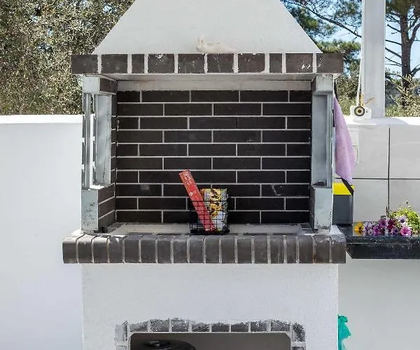 Villaphysis With Private Pool Lardos